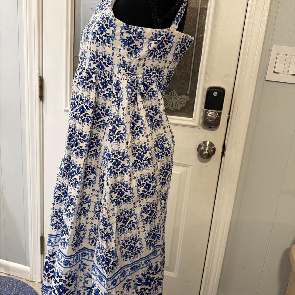 btween Floral Blue and White Midi Dress - Picture 2 of 5